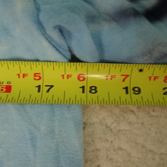 Disney Tie Dye Mickey Mouse 2011 T-Shirt Large - Picture 5 of 5